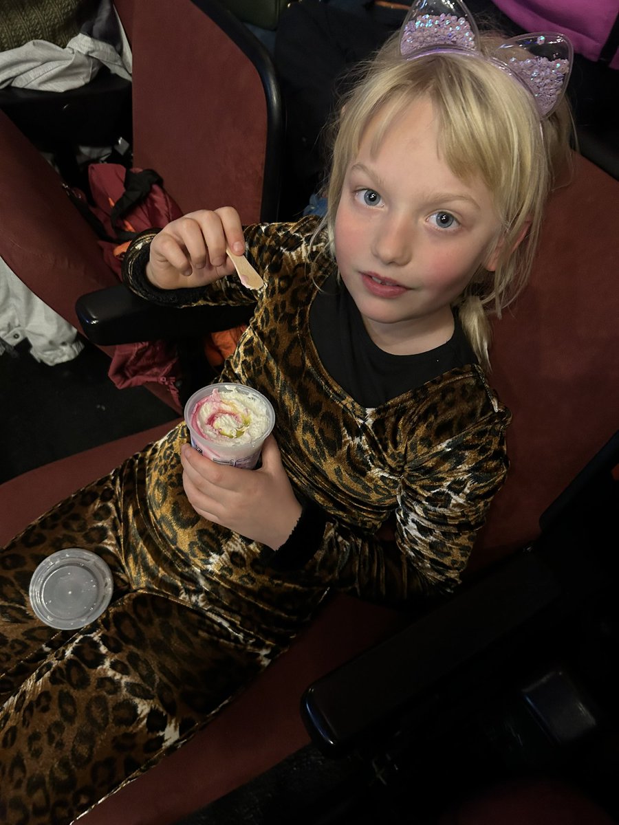 jpm_634's tweet photo. Having a great time watching Steve Backshall. https://t.co/E9Sq5fje3X