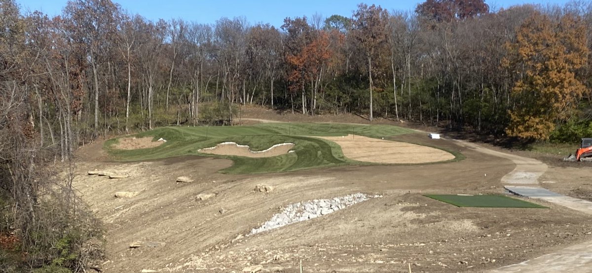 Bent grass and zoysia sod going down on #6 and # 7  at Oakwood CC par three course. Finish line is in sight. ⁦<a href="/ce_golf/">CE Golf Design</a>⁩ ⁦<a href="/RonWhittenGD/">Ron Whitten</a>⁩ ⁦<a href="/Billy_Bunker/">Better Billy Bunker</a>⁩ ⁦<a href="/omajohnc/">John Christiansen</a>⁩ ⁦<a href="/turfmaterials/">Turf Materials</a>⁩