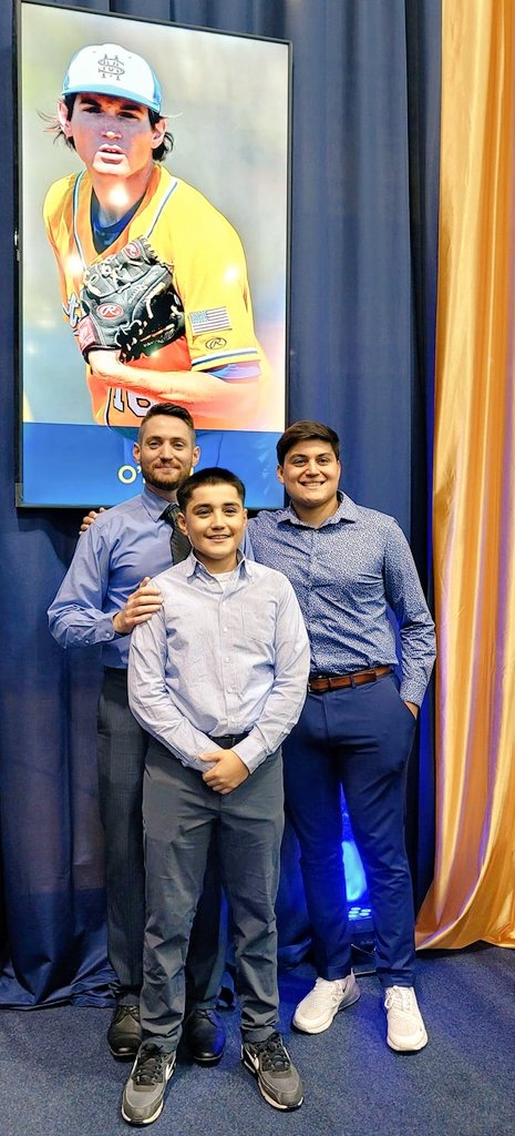 CougarClark's tweet image. Congratulations Carl O&apos;Neal on your induction to St Marys Athletics Hall of Fame. #Clarkproud
Clark Cougar Alumni
#classof2009