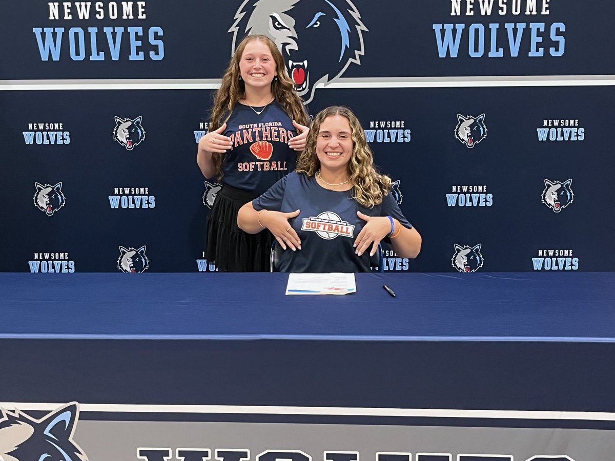 Signing day 2023! So excited to be apart of this amazing program. Go panthers 💙🧡🐆