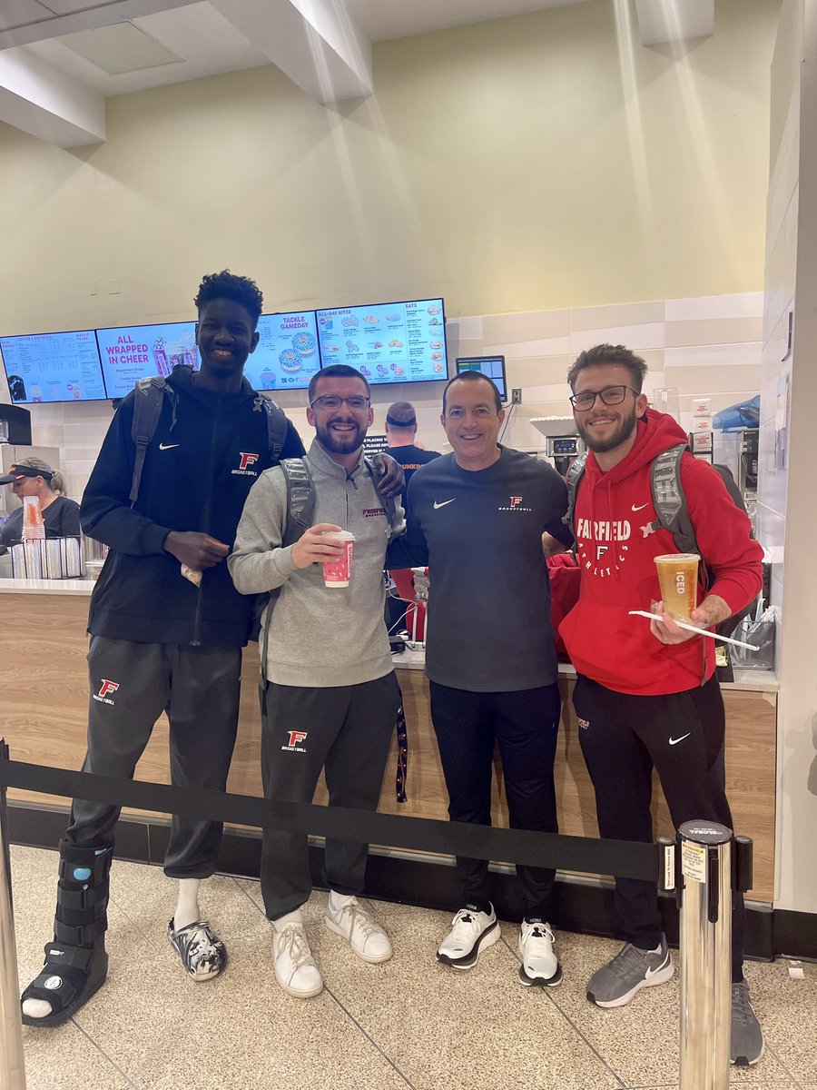 Thank you to all of the students who joined me for coffee and donuts today at the BCC.

See you Monday at 7 PM at <a href="/MahoneyArena/">Leo D. Mahoney Arena</a> for the <a href="/FairfieldMBB/">Fairfield Men’s Basketball</a> home opener!

#WeAreStags 🤘🏀☕️🍩