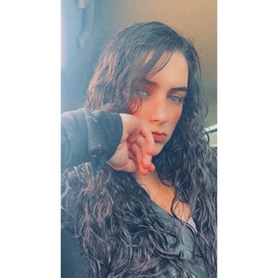 __SabrinaaM's tweet photo. #NewProfilePic https://t.co/MaaEUNpGFo