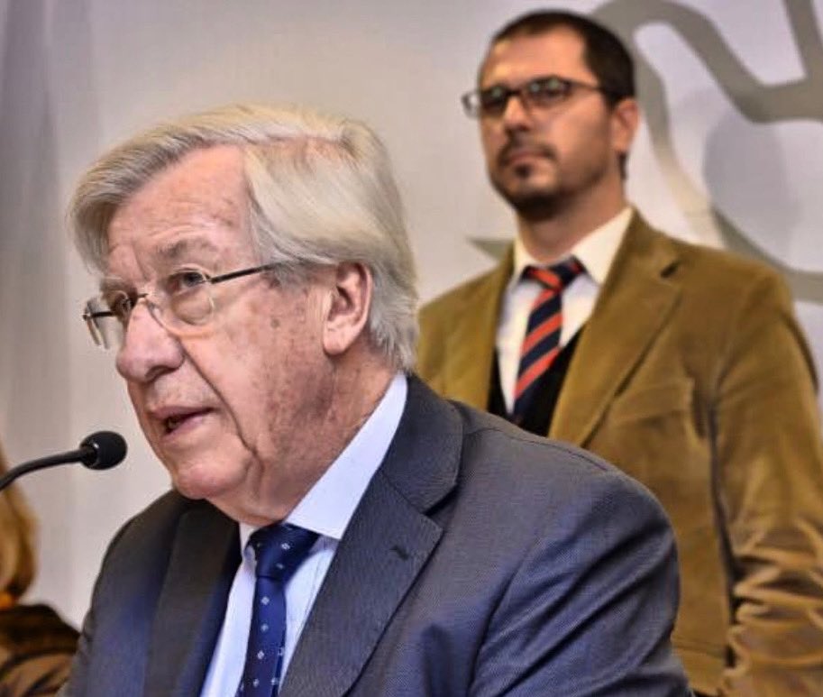 Danilo Astori fue una persona excepcional, y excepcional es su legado. Hasta siempre querido Danilo, ya nos volveremos a encontrar.
Abrazo a su familia, compañeras y compañeros.