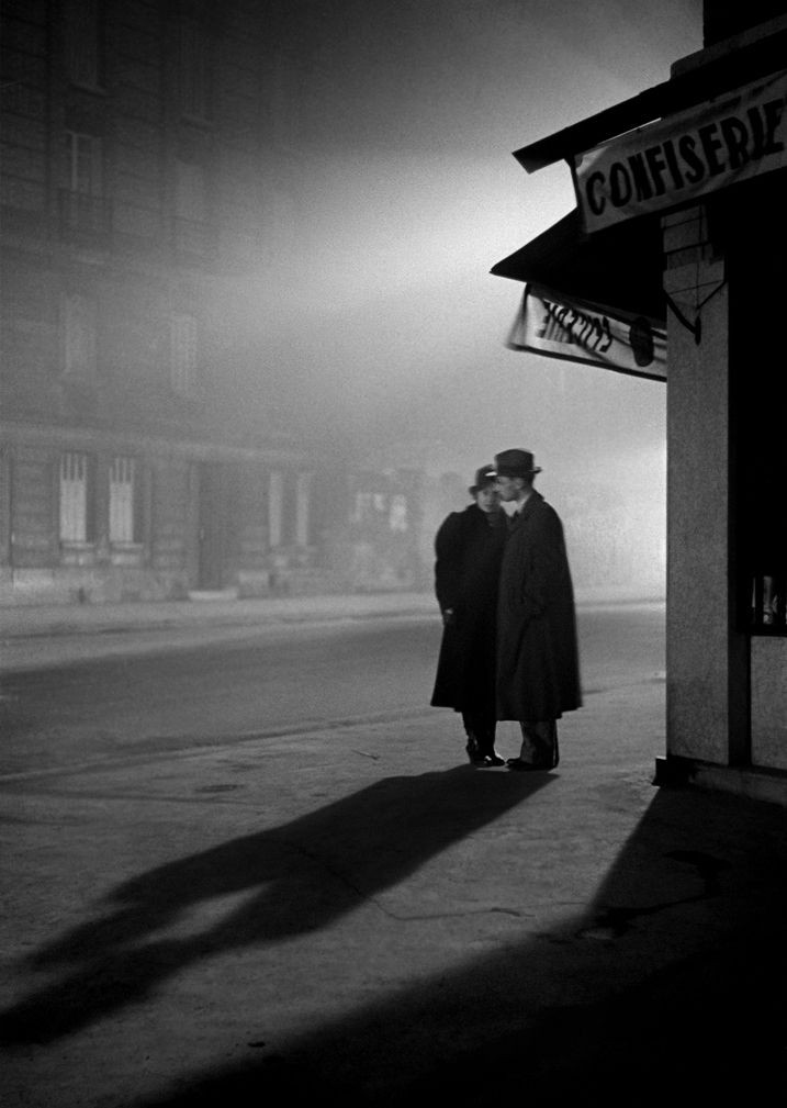 ParisAMDParis's tweet photo. Fred Stein. 
Paris Evening 
1934. Paris https://t.co/3OY6HcVUr0