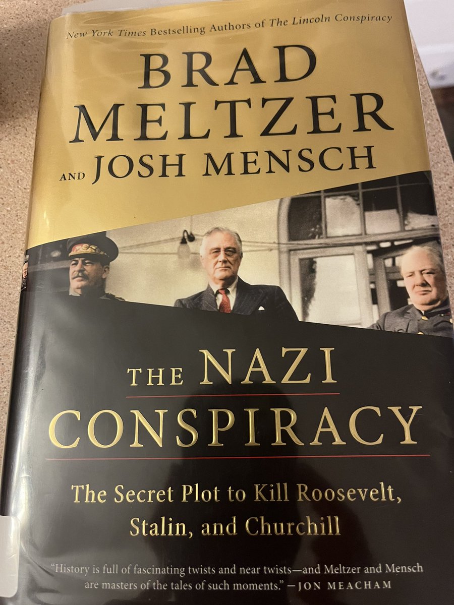 CDwyer22's tweet photo. @goodreads https://t.co/mJT8DJ5RAs