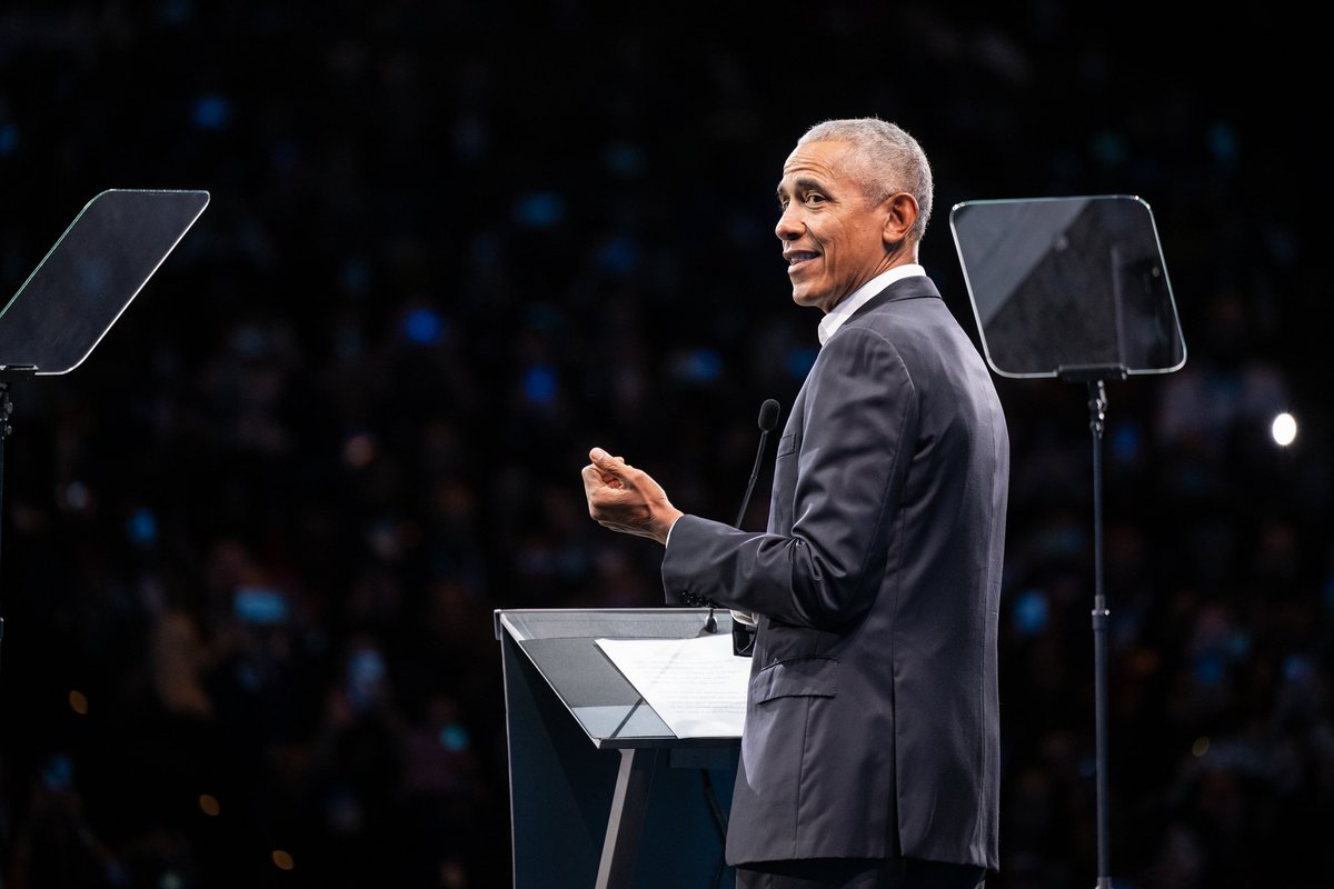 Still feeling inspired by the @ObamaFoundation’s #DemocracyForum! We brought together changemakers, leaders, and experts to tackle the biggest problems facing our democracy right now. Everyone I met was dedicated and determined to do the work to create a more perfect union.