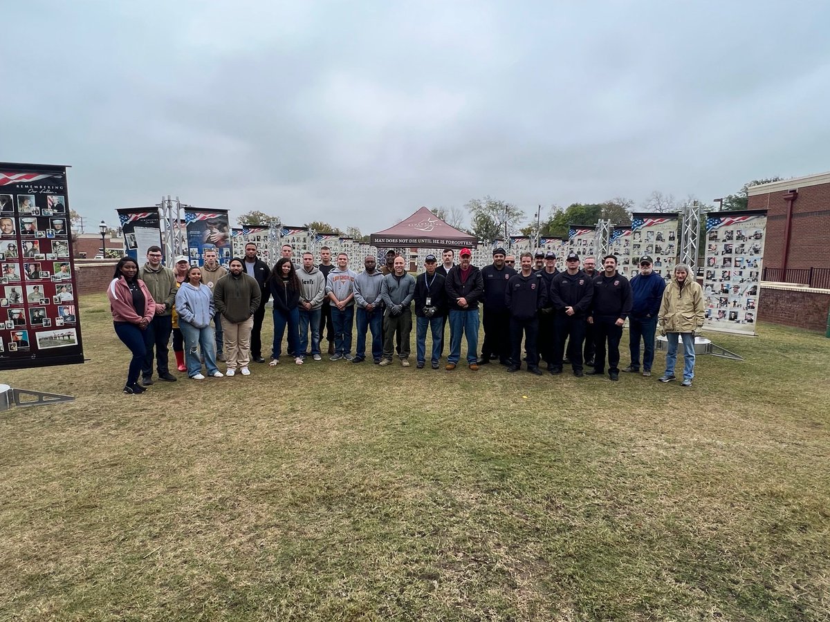To quote our rep, Scoti: "Army, Marines, Fire Dept HS Football Coach - Mansfield, Texas: a community comes together to honor heroes this Veterans Day weekend. Love Mansfield!"

TY to all who helped setup the National Memorial, on 
site at The LOT now through Sunday afternoon.