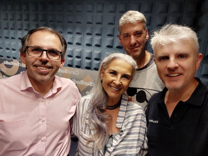 Buenas noches familia, a partir de las 23:00, Pilar Muriel, junto a Jose Manuel García Bautista, Jesús García y David Flores te hablan de los autobuses autónomos, las psicofonías de un antiguo cuartel de Huelva, el análisis de la película Origen y los vikingos, entre otros temas.