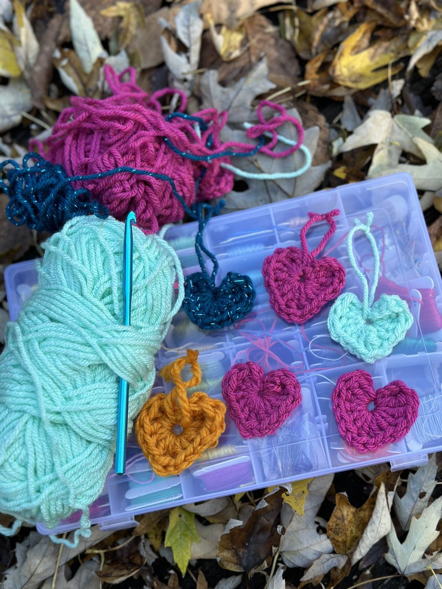tinkerbelle9268's tweet photo. Interested in purchasing a fart heart in a jar? Sub to my OF for info! ❤️💨 #fartfetish #fartjar #farts #girlfarts https://t.co/cOqFHmwXEm