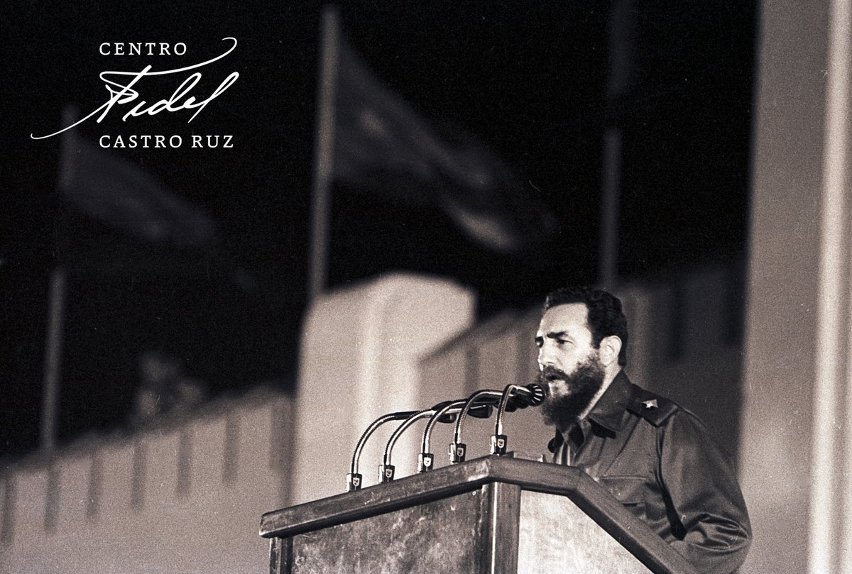 centrofidel's tweet photo. #Fidel:"Esa debe ser nuestra consigna: trabajar sin descanso para estar a la altura de este minuto que vive nuestro país, para prepararnos a librar victoriosamente la batalla contra el gigante imperialista, batalla que ganará nuestro pueblo, sin duda alguna (...)". #FidelVive https://t.co/55E2bWuiPu
