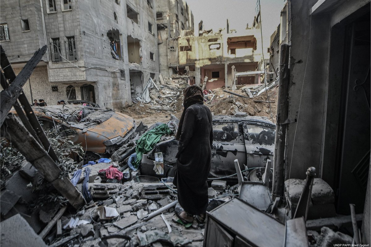 UN's tweet photo. Gaza: Loss of life, damaged infrastructure &amp; displacement is taking place at unprecedented levels.

New assessment from @UNDP &amp; @UNESCWA warns that if the conflict continues, poverty rates could rise by 45% in just 3 months. https://t.co/njpTPw403o https://t.co/aDthJEiqUL