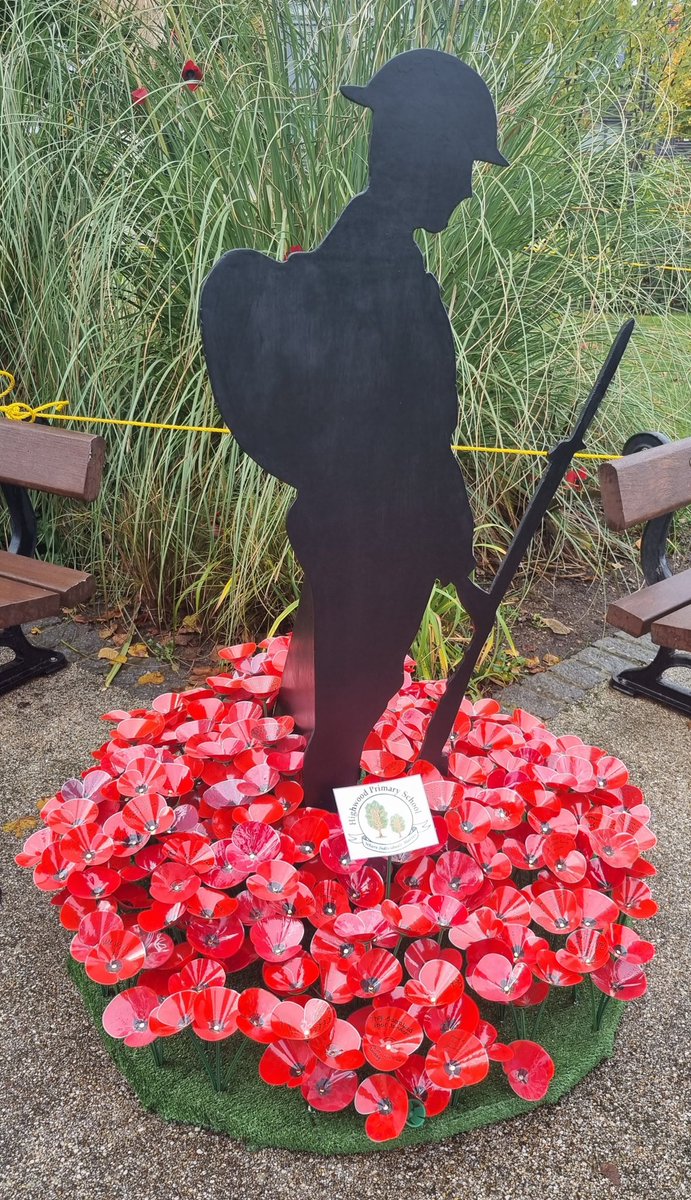 It was a real privilege to lead the Woodley Cluster Remembrance Act today, and our head student team did an amazing job. Knowing that Highwood staff, in particular Jackie Andrews, were integral in making the event happen filled me with pride.