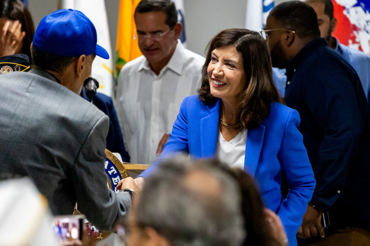 GovKathyHochul tweet picture