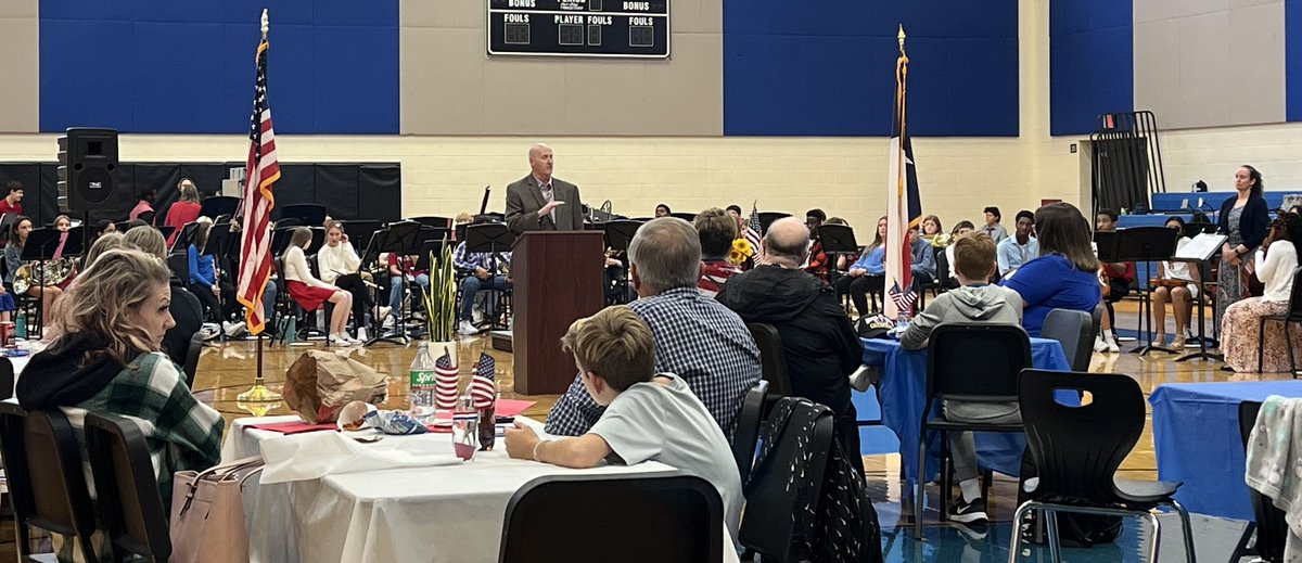 Sundae Foster tweet media