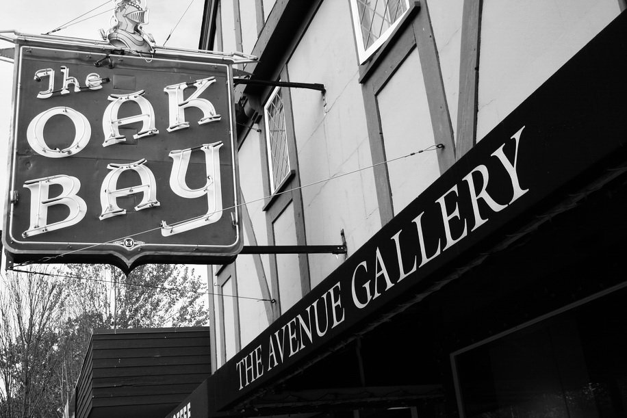 In observance of Remembrance Day, The Avenue Gallery will be open 12:00 - 3:30pm on Saturday, November 11.