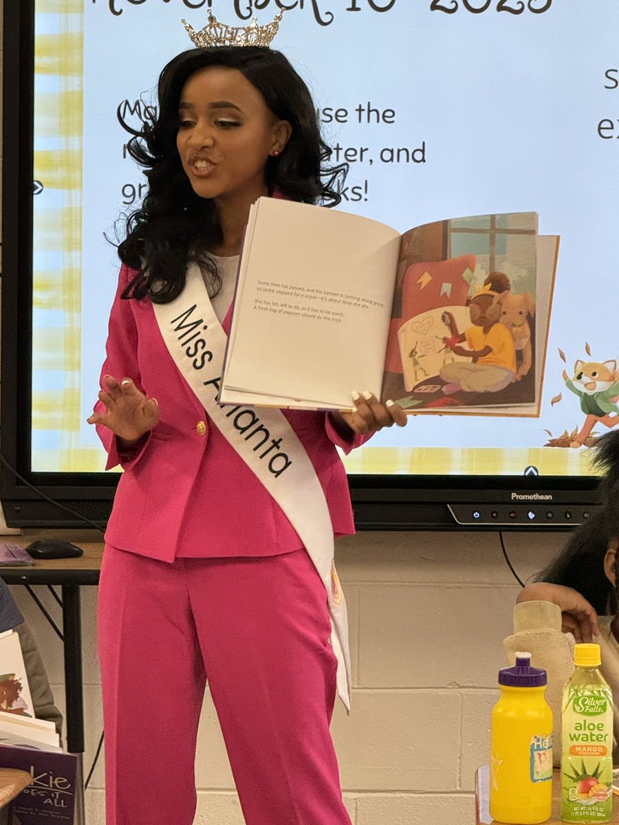 Aaliyah Phillips #MissAtlanta read to one of our 3rd grade classes today. Students pledged to read 15mins a day! @apsupdate @Prin_Salley @drkalag