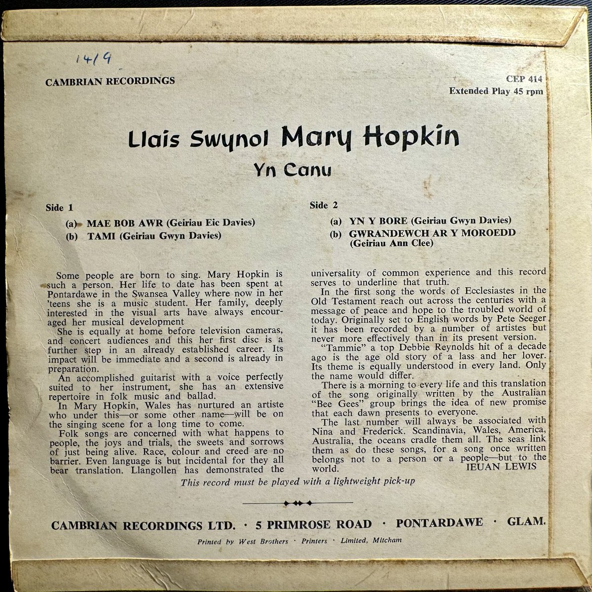 Peth Bach Crwn tweet media