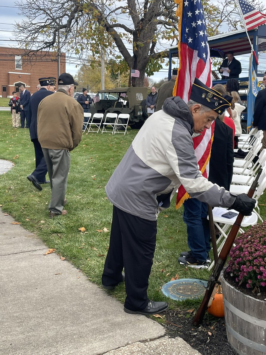 Florence Brasser Elementary (@brasserway) on Twitter photo Town of Gates Veterans Day Ceremony today! Students from <a href="/Brasserway/">Florence Brasser Elementary</a> <a href="/NeilArmstrongES/">Neil Armstrong ES</a> <a href="/PaulRoadSchool/">Paul Road Panthers</a> <a href="/gcwaltdisney/">GC Walt Disney Elementary School</a> shared words from the heart with large group of veterans & their families. Thank you for your service!๐บ๐ธ #GCPride #GCCares <a href="/GatesChiliInfo/">Gates Chili CSD</a> <a href="/gatesrecparks/">Gates Rec & Parks</a> Town of Gates Veterans Day Ceremony today! Students from <a href="/Brasserway/">Florence Brasser Elementary</a> <a href="/NeilArmstrongES/">Neil Armstrong ES</a> <a href="/PaulRoadSchool/">Paul Road Panthers</a> <a href="/gcwaltdisney/">GC Walt Disney Elementary School</a> shared words from the heart with large group of veterans & their families. Thank you for your service!๐บ๐ธ #GCPride #GCCares <a href="/GatesChiliInfo/">Gates Chili CSD</a> <a href="/gatesrecparks/">Gates Rec & Parks</a>