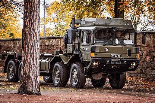 9RegimentRLC's tweet photo. Ex MUDMASTER. 

Kudos to 9 RLC's team, skillfully led by LCpl Walker from 21 Sqn, with the team consisting of Pte Richards, Pte Smith, Pte Thomas, Pte Gilbert, and Pte Davies.

Exceptional teamwork, everyone! #ExMUDMASTER #9RLC #DrivingChallenge #weareTEG https://t.co/F9moXLYV9U