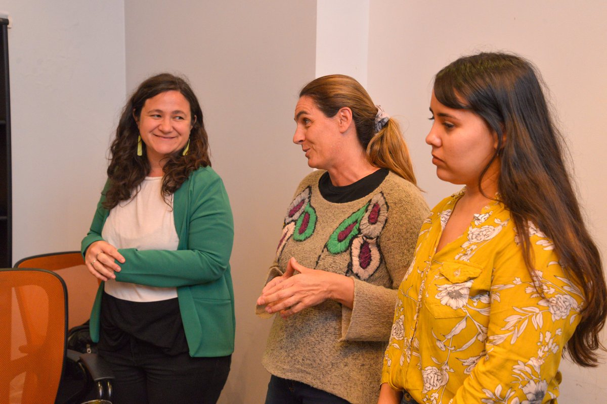Produccion_PBA's tweet photo. Hicimos entrega del certificado RECC, el Reconocimiento a la Calidad Cooperativa que otorga la Provincia y distingue calidad institucional, social y productiva de las cooperativas bonaerenses. Además, la empresa recibió un crédito #BACOOPE para expandir sus redes de fibra óptica. https://t.co/OXXUHgqWi6