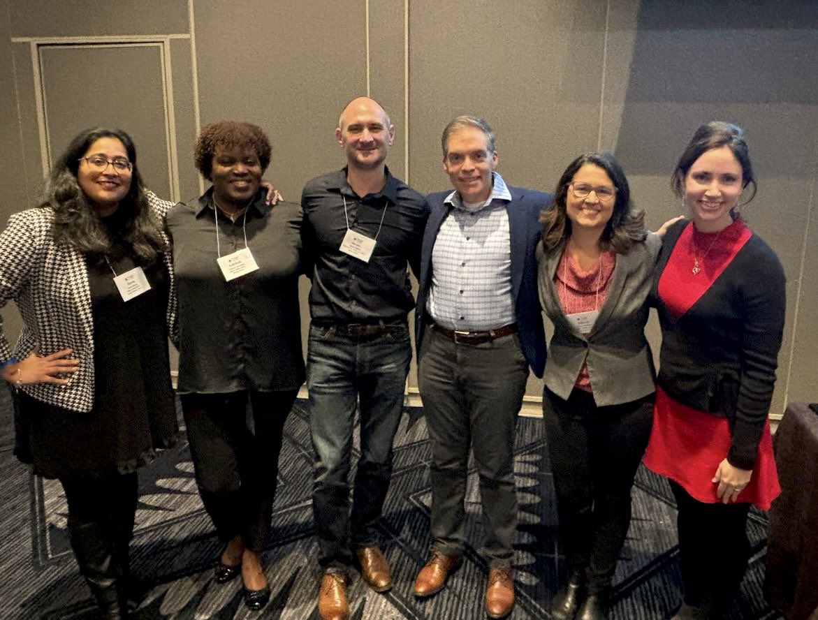 Ilaria63512445's tweet photo. A great and informative 1st Texas Nurse Practitioners Legisltive Ambassador in person presentation. Proud to be the TNP Policy Chair and speak as a panelist alongside such inspiring, knowledgeable and strong NPs! @TNPAustin
#NPsLead #TexasNPs #CBAPN #TNPLegislativeAmbassadors https://t.co/4dkklrDfQU