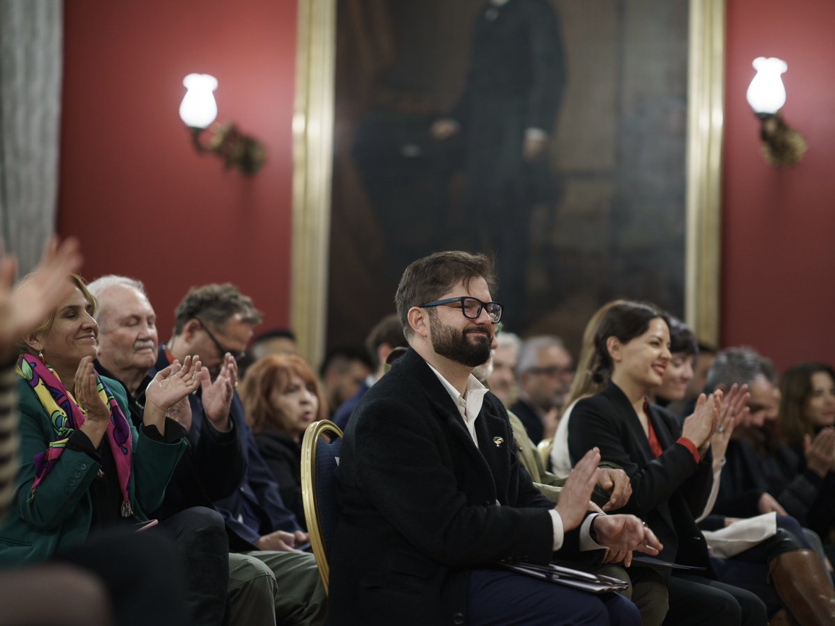 Hoy promulgamos la Ley de Exención de IVA para Servicios Culturales, una buena medida que sin duda avanza en la dirección correcta. Sabemos que quedan muchos desafíos pendientes y seguiremos trabajando  para estar a la altura!