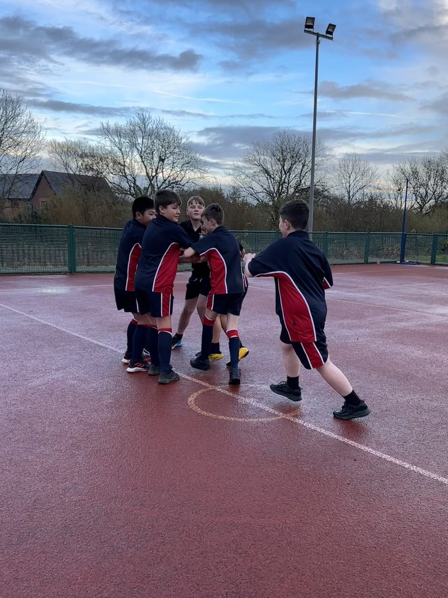 FyldeRugbyFdn's tweet photo. Another great week of coaching in schools all across the Fylde, Blackpool and Wyre areas.
Making rugby accessible for all, and delivering to people from as young as 3 years old, all the way up to 75.
#FRCF #RugbyForAll https://t.co/wVoffm4Y6K