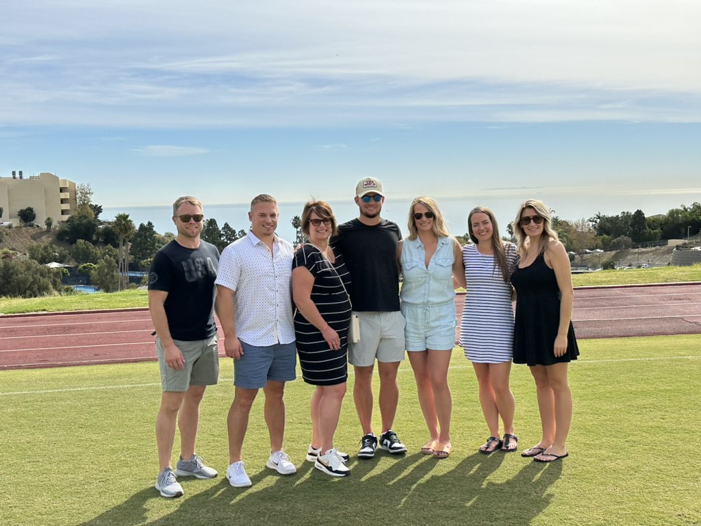 Jared Finer (@jaredfiner) on Twitter photo Great time visiting <a href="/pepperdine/">Pepperdine University</a> today. Huge thanks to <a href="/NickKurtz/">Nick Kurtz</a> for the hospitality! Amazing campus. Great time visiting <a href="/pepperdine/">Pepperdine University</a> today. Huge thanks to <a href="/NickKurtz/">Nick Kurtz</a> for the hospitality! Amazing campus.