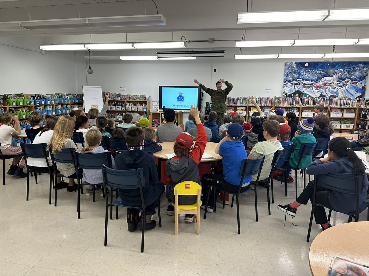 St.Francis of Assisi School tweet media