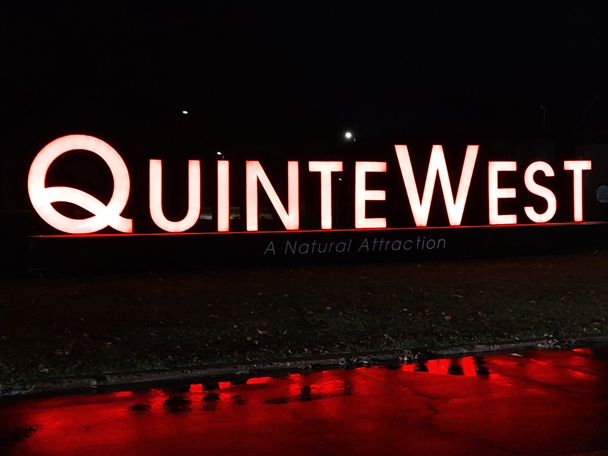 maddcanada's tweet photo. A BIG thank you to @MADDquinte @QuinteWest for  the #ProjectRedRibbon proclamation and for illuminating the Quinte West sign and the Veterans Skyway Bridge in red! https://t.co/MinUlosQvt
