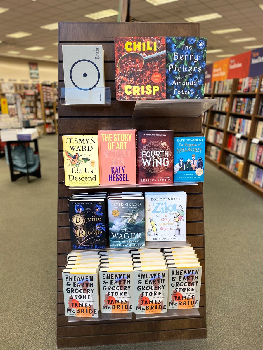 B&N: Broomall tweet media