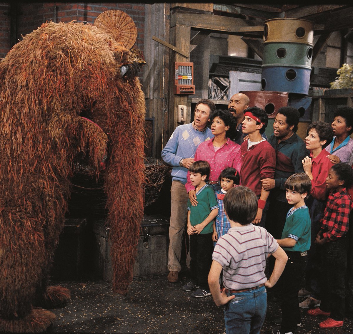 sesamestreet's tweet photo. 54 years ago today, Sesame Street premiered to help children grow stronger, smarter and kinder. Thank you for being a part of what makes our street special! What's your favorite Sesame Street memory? #SesameStreetDay https://t.co/jdeqXkYJ97