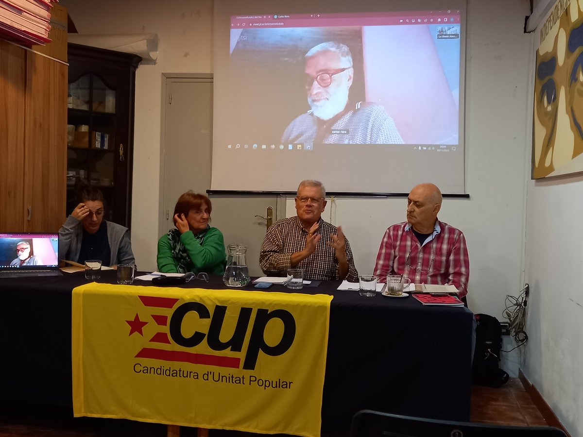 CUPLleida's tweet photo. 'No podem esperar a la independència per preservar el català perquè, si ho fem, podem passar de nació sense estat a poble sense llengua' @JaumeMarfany president de la CAL, a l'acte per la llengua #Lleida https://t.co/XuhgTmD2HD