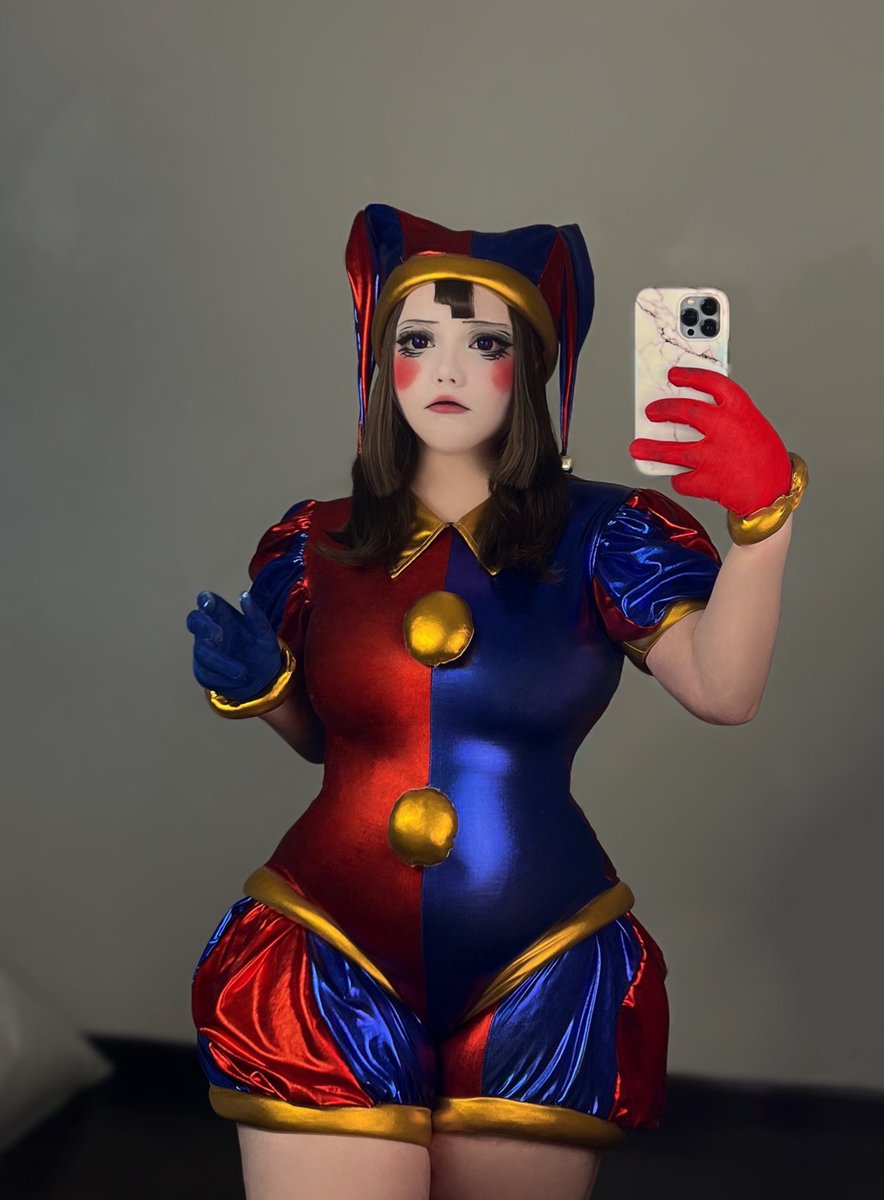 ceoofgothicc's tweet photo. 😵‍💫 https://t.co/gbKMWx62LO