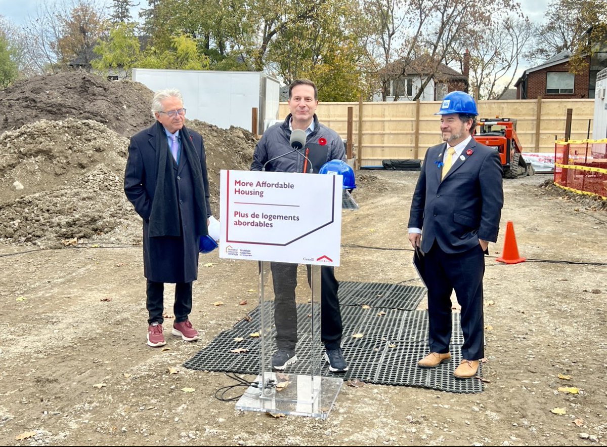 ReenaFoundation's tweet photo. Reena secures a $43.9 million grant! The Hon. @marcomendicino &amp; @cityoftoronto Deputy Mayor @MikeColleTo shared the news at Frankfort Family Reena Residence. Joined by @ReenaFoundation CEO @keshreport, Wendy Bellack Viner, Reena Board Chair, &amp; Jamie, a Reena Supported Individual. https://t.co/AyjtteFL2d