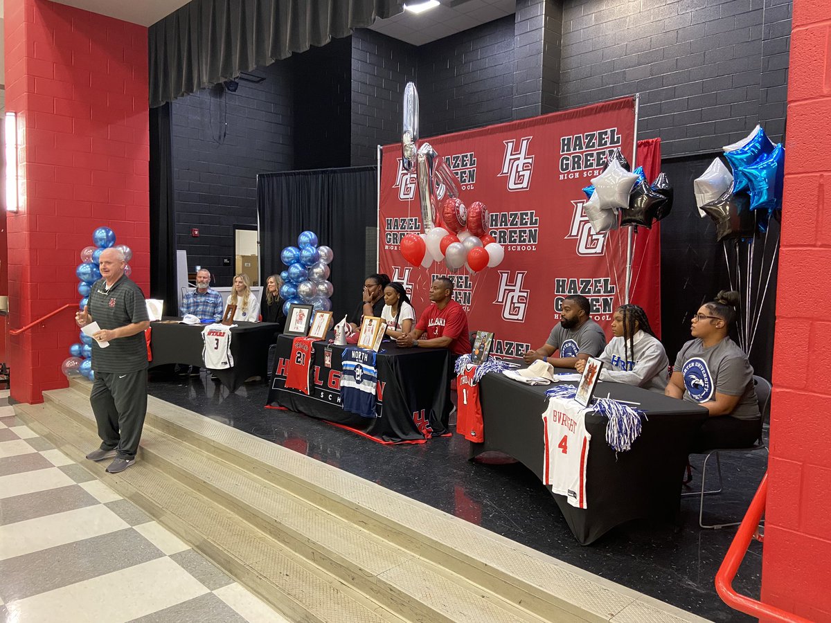 A lot of state championship rings on this stage…

Three <a href="/HGHSGirlsBBall/">HGHSGirlsBasketball</a> players ✍🏻 their National Letters of Intent.

🏀 <a href="/syd__3_/">Sydney Steward</a> Faulkner
🏀 <a href="/LeahBrooks2005/">Leah Brooks</a> Alabama
🏀 <a href="/AmiyaRedus_1/">Amiya Redus</a> Shorter

<a href="/FOX54News/">FOX54News</a>