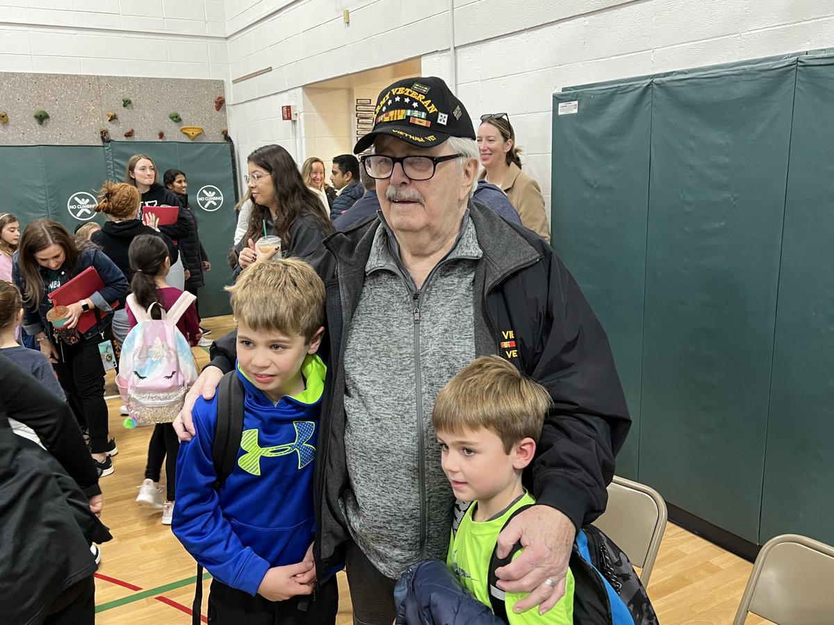 Northbrook/Glenview School District 30 tweet media