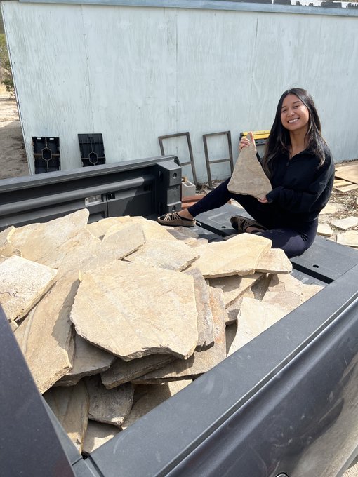 picked up 1000 pounds of rocks for our shower 🤠 https://t.co/ci63jJnKyY