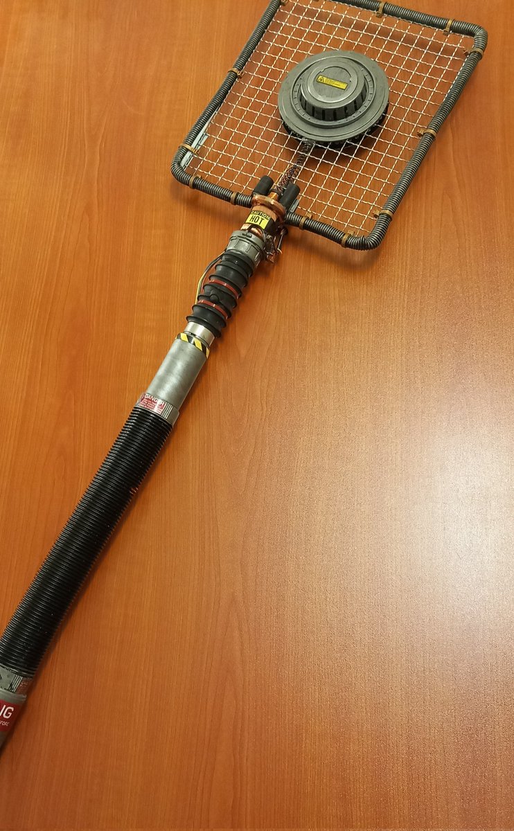 TommyNelloProps's tweet photo. Realistic Filmation's Ghostbusters GHOST SWATTER
#filmation #filmationsghostbusters #ghostbusters #ghostswatter #tommynelloprops #tommynello #filmation #louscheimer #prop #ghostbustersprop #propbuilding https://t.co/yDWW4mie37