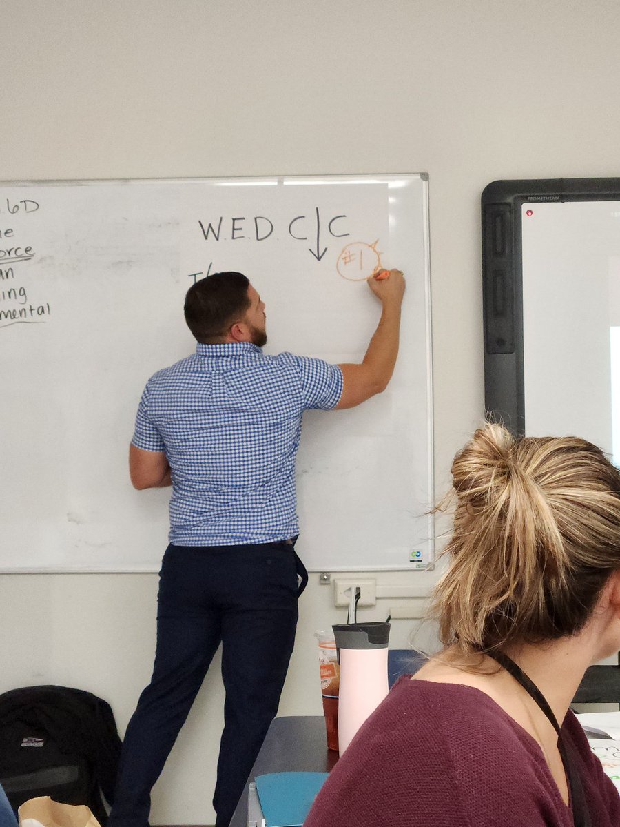 Monika Robinson tweet media