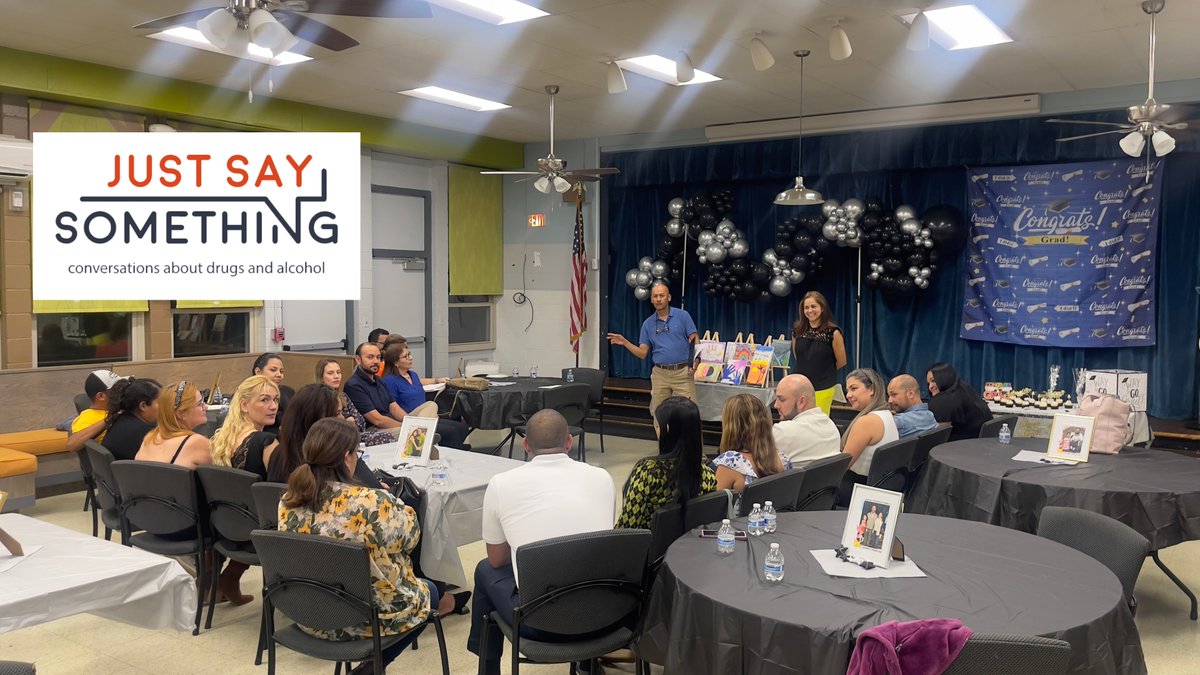 justsaysc's tweet photo. #JSS SFP Coordinators, Maria Fernanda Hurtado, Elizabeth Moscoso &amp; Olga Espinoza pose w/Spanish speaking families who graduated from the #SFP, Cycle 26 @ Upstate Circle of Friends!

Help keep it going! Donate items specific thru Amazon Wish List @ https://t.co/bL7wFbBOeg
! THANX! https://t.co/UdK62ONmtZ