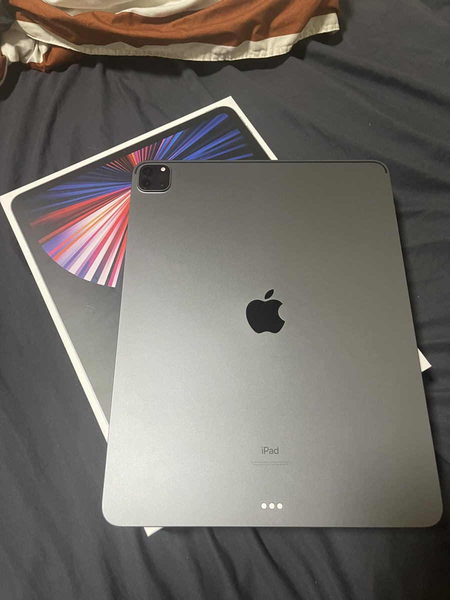 loisaquinoo's tweet photo. Huyy naging ipad pro pa ❤️ https://t.co/0LM76URLsI