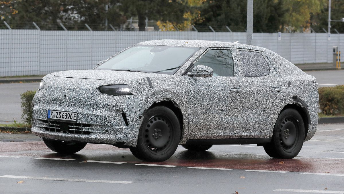 Dave Throup tweet media