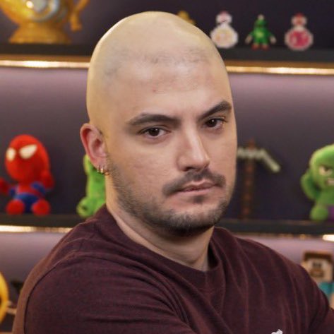 felipe neto careca foto