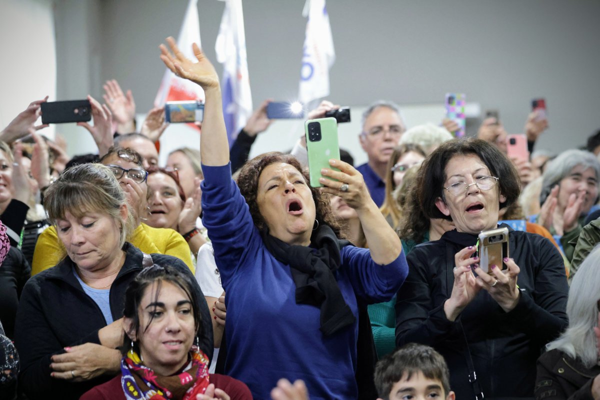 Entramos en la recta final de una elección en la que todo lo que anhelamos para los y las bonaerenses está en riesgo.

No es momento para descansar. Tenemos que seguir trabajando para que la Argentina tenga un Gobierno Nacional que crea en la salud, la educación y el federalismo.
