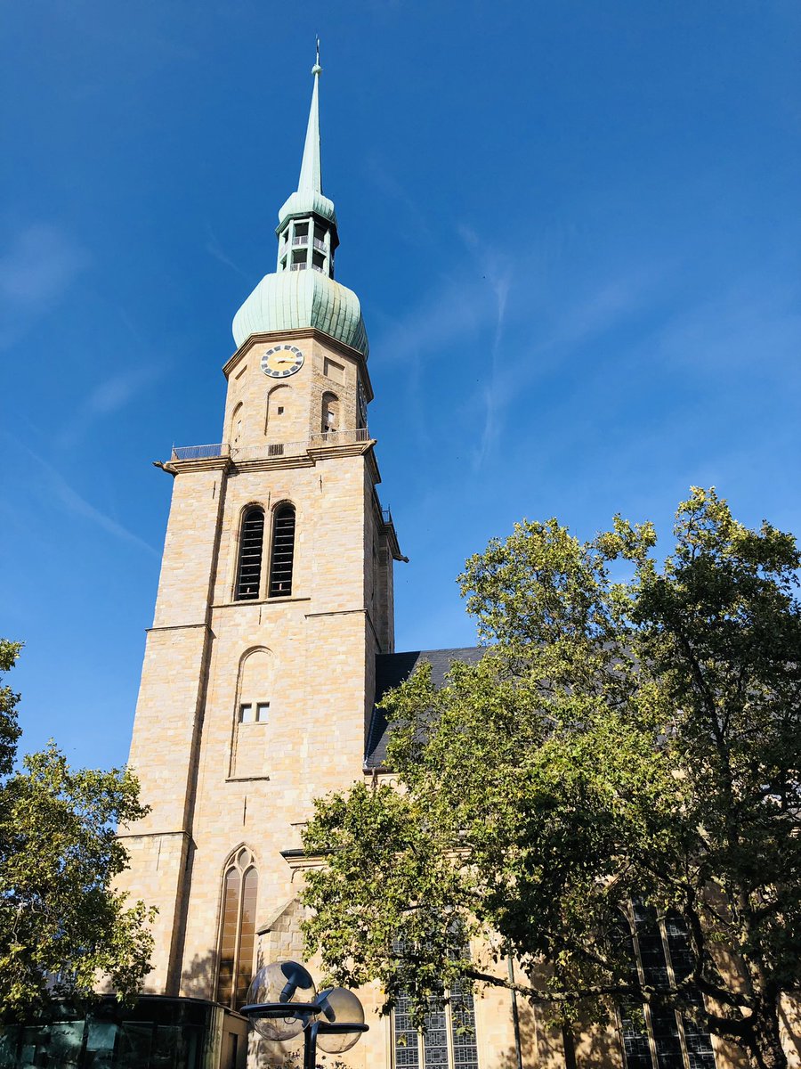 ChefDmytro's tweet photo. Back to Twitter and totally amazed by Architecture of Dortmund. #German #Germany #Dortmunder #Dortmund #Deutschland #DeutscheBahn https://t.co/moowgT4AGb