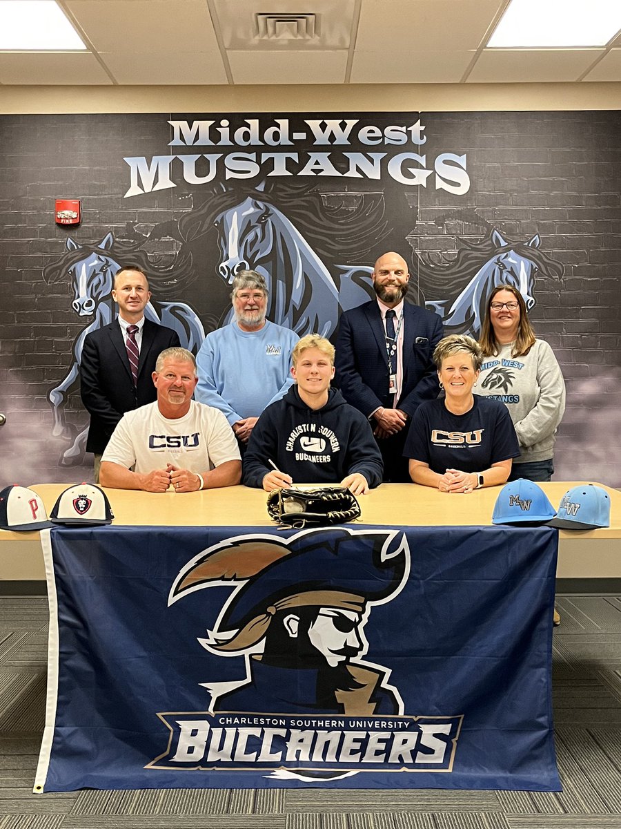 CadenWolfley's tweet photo. Signed! ⚾️ 🏴‍☠️

Want to thank my family, friends and coaches for their support and @CoachMac_23 @CoachTwohig @CoachKs2 @JoshMerrigan for this tremendous opportunity. 

BUCS Nation let’s ride!

#FTF #BucsBall2024 https://t.co/GR2hjmuKP7