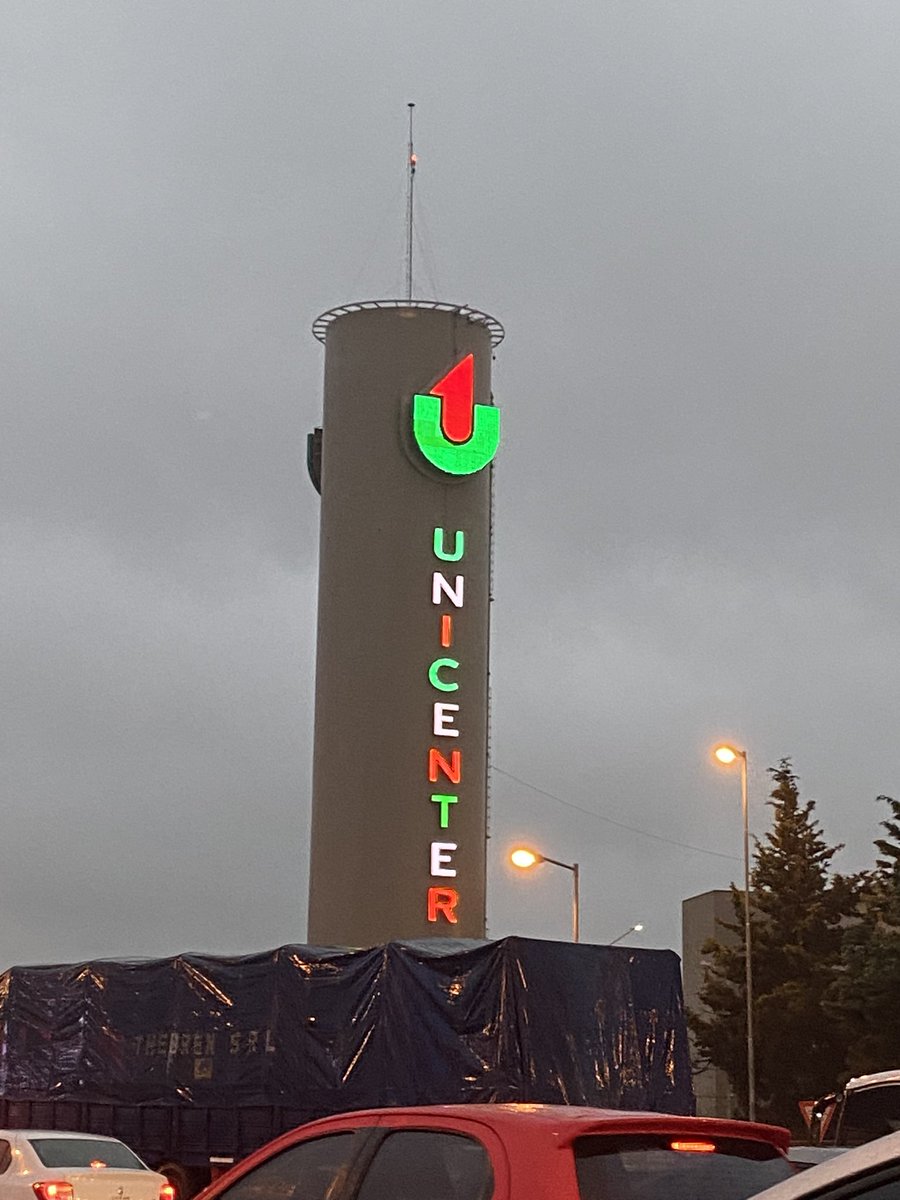 ᴍᴇʟɪɴᴀ tweet media