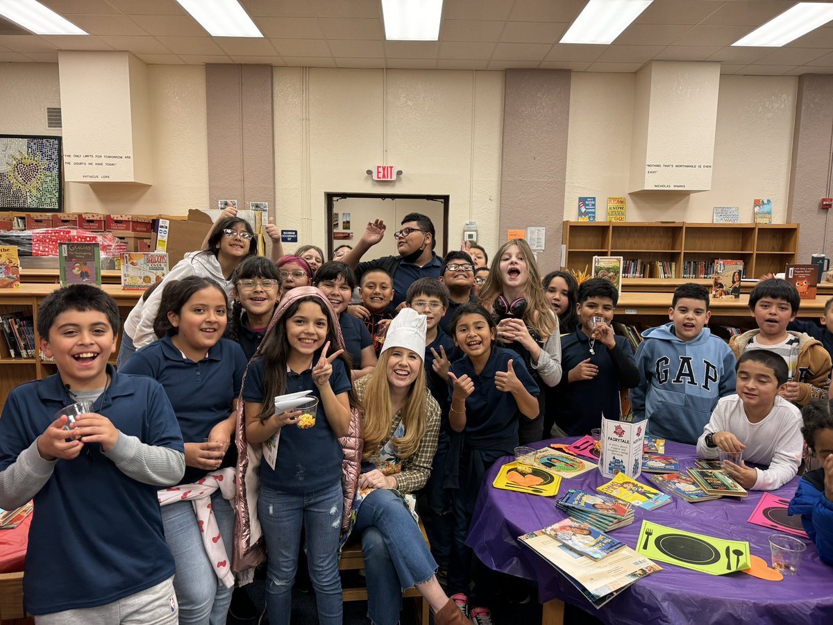 katy_anne_myers's tweet image. Absolutely love my job! 📚 Reading to kids, teaching the power of kindness, and witnessing their reflections - it doesn&apos;t get better than this. Grateful for the opportunity to inspire young minds every day. 💙 #PassionForTeaching #JoyfulEducator