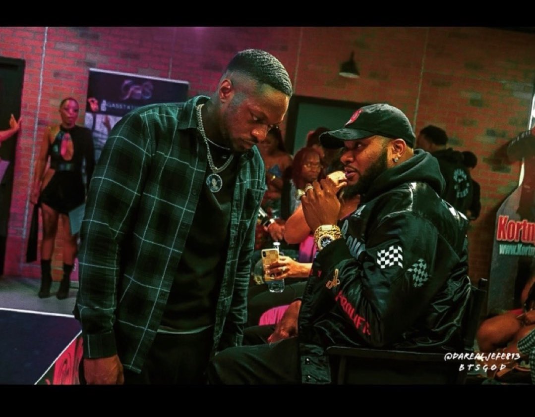 Gears5_iQ_God's tweet image. Me giving my lil bro @funny_marco sum game #SMG #LitablesATL #BigCode #OGstatus